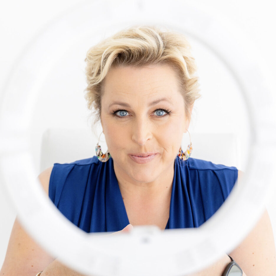 heather lisle headshot